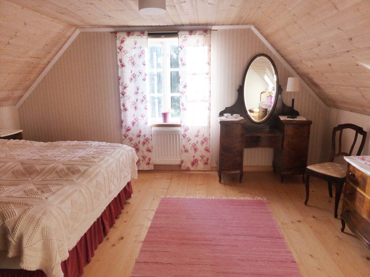 chambre 1 lit double queen size.