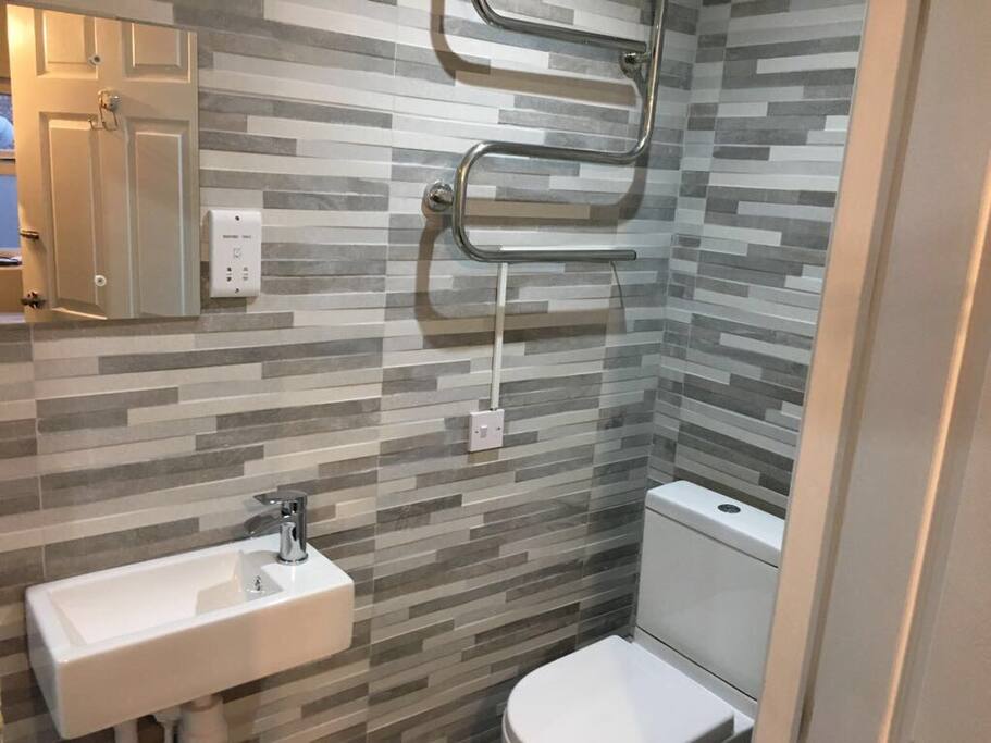 Ensuite bathroom