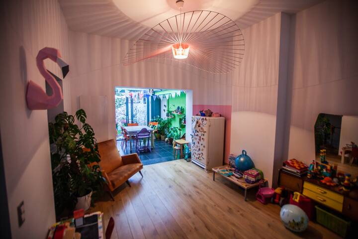 ★BRUSSELS★ Spacious townhouse for family and co gallery image 3