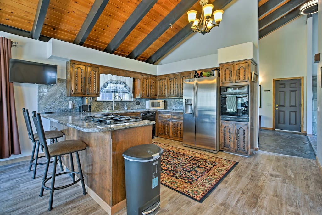 This 2,500-square-foot home has all the comforts of home and room for 16.