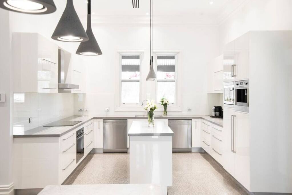 Grenache Villa Kitchen