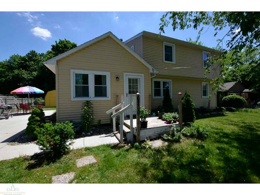 Lily House sits in a quiet neighborhood just 0.5 miles from Lake Lansing Rd.