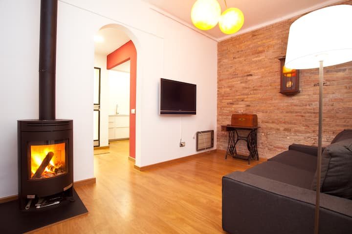 Nice Renovated House Barcelona · Privacy · 8per - Barcelona
