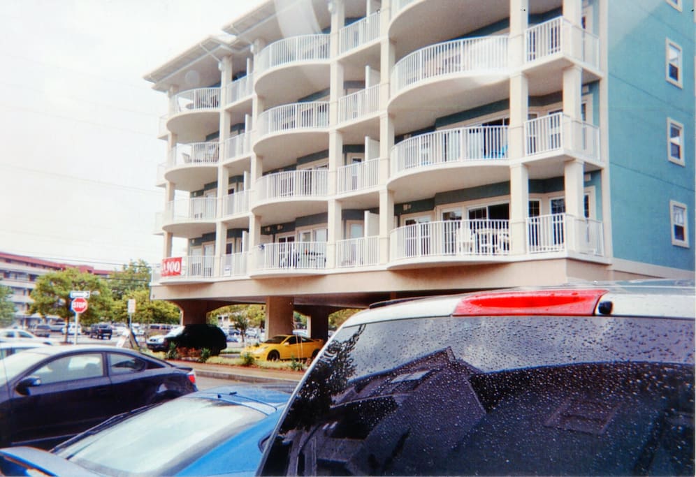 Seaside Escape Condominium with parking on ground level