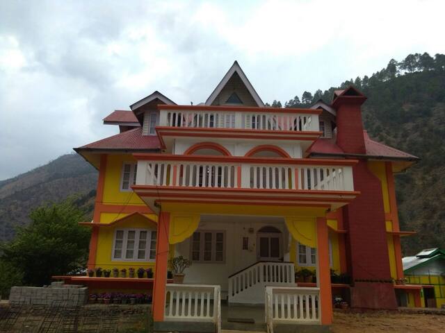Arunachal Pradesh Dirang Ta-Dzong Homestay