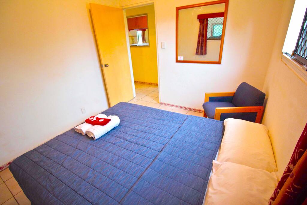 Double Bedroom with Private Entry & Private Bathroom