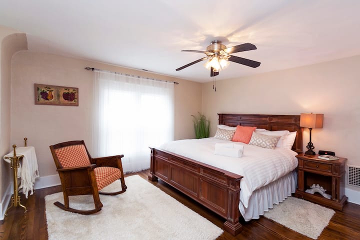 The super-sized Johnny Cash master bedroom is fit for the king of country music with its king-size bed and solid mahogany furniture.