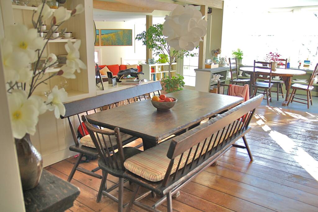 Dining Area with Kid's Table