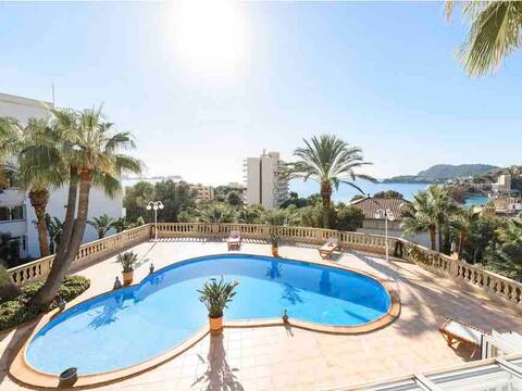 ESPECTACULAR VILLA CON PISCINA PRIVADA