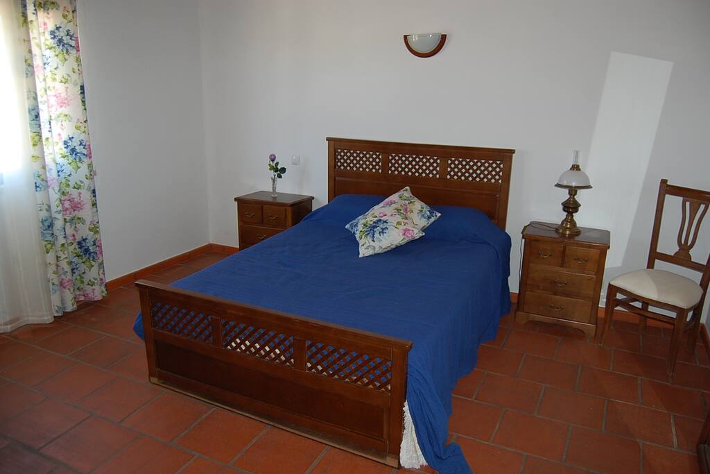 Quarto Nº 2