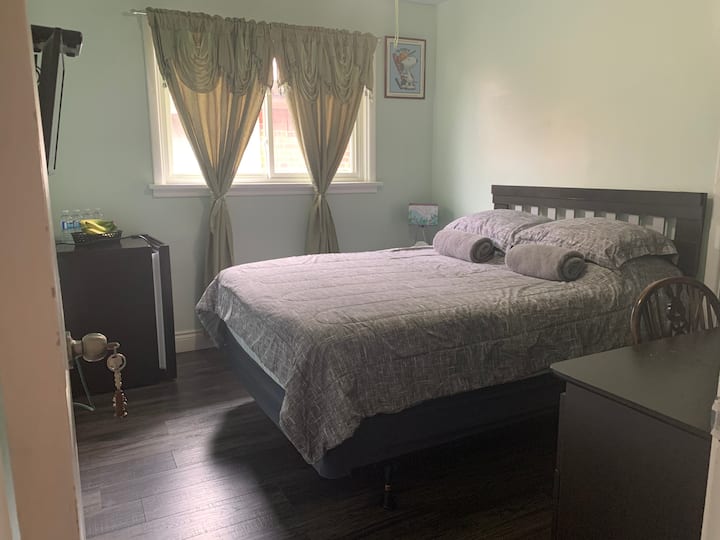 Humber River Vacation Rentals & Homes Ontario, Canada Airbnb