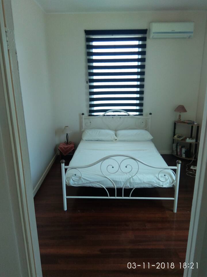 Пространа спална соба 1