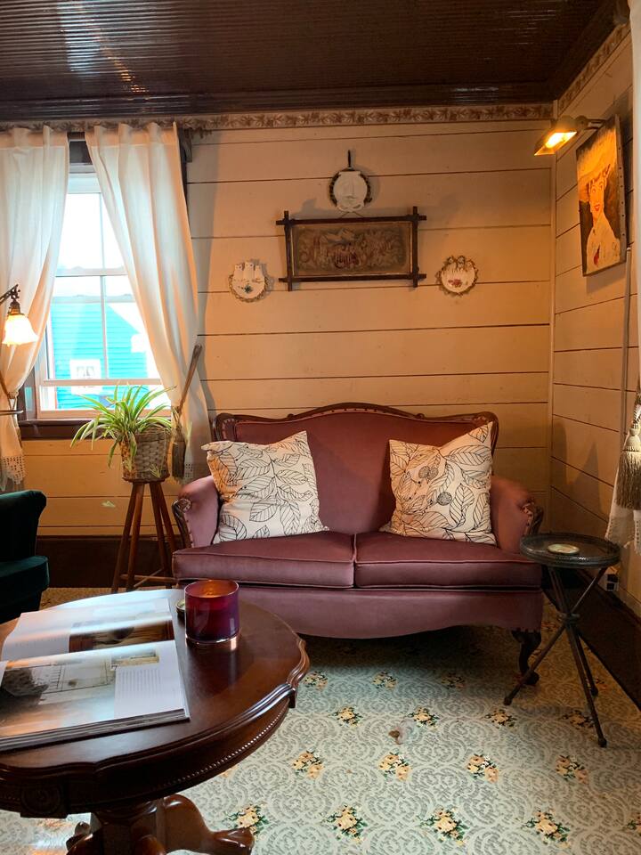 Pumpkin House...a Museum Guest House