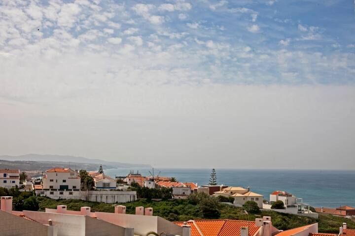 Villa: Ericeira Chill Hill Hostel & Private Rooms gallery image 2