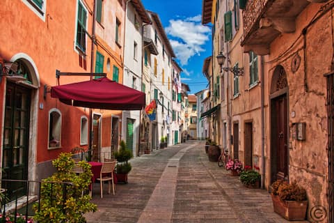 Close to 5Terre in a peaceful Ligurian village