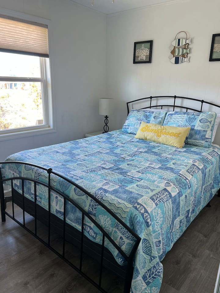 ห้องนอน 2/เตียงควีนไซส์