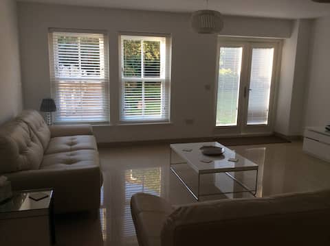 Popular Airbnb listing: 4 bedroom,5 bathroom,garden & parking St Andrews in North Haugh