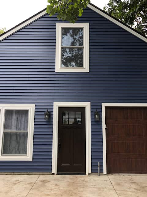 A2 Blue Guest Cottage-Minutes to everything