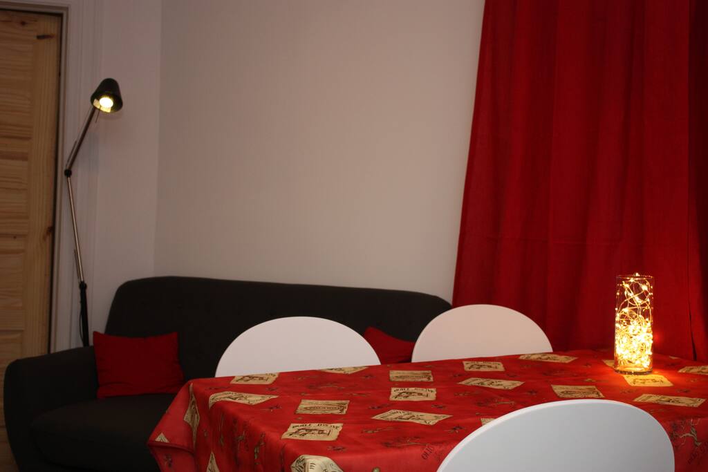 Coin relax pour lecture avec sofa pour 2 - Cosy coach for 2.