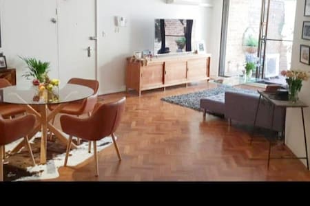 Private room in stylish apartment own Bathroom