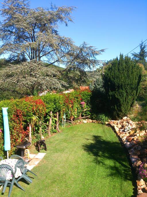 Private enclosed garden