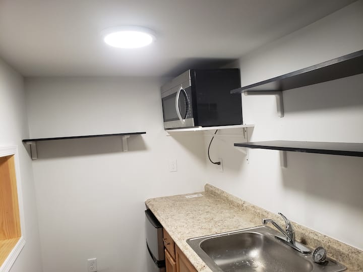 Bethlehem prime location private 1st FL studio Guest suites for Rent