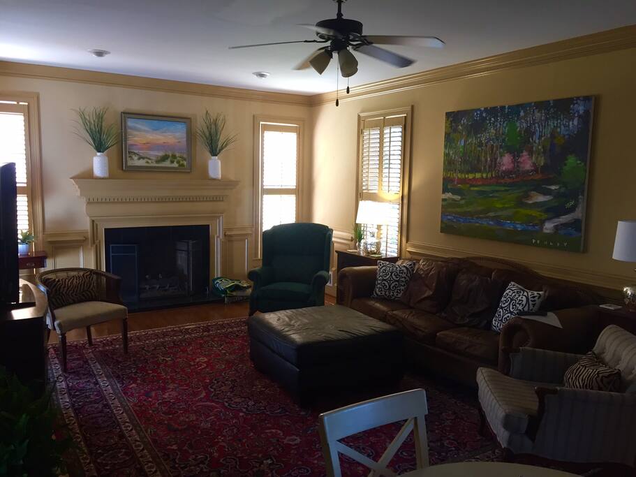Den w Wet Bar