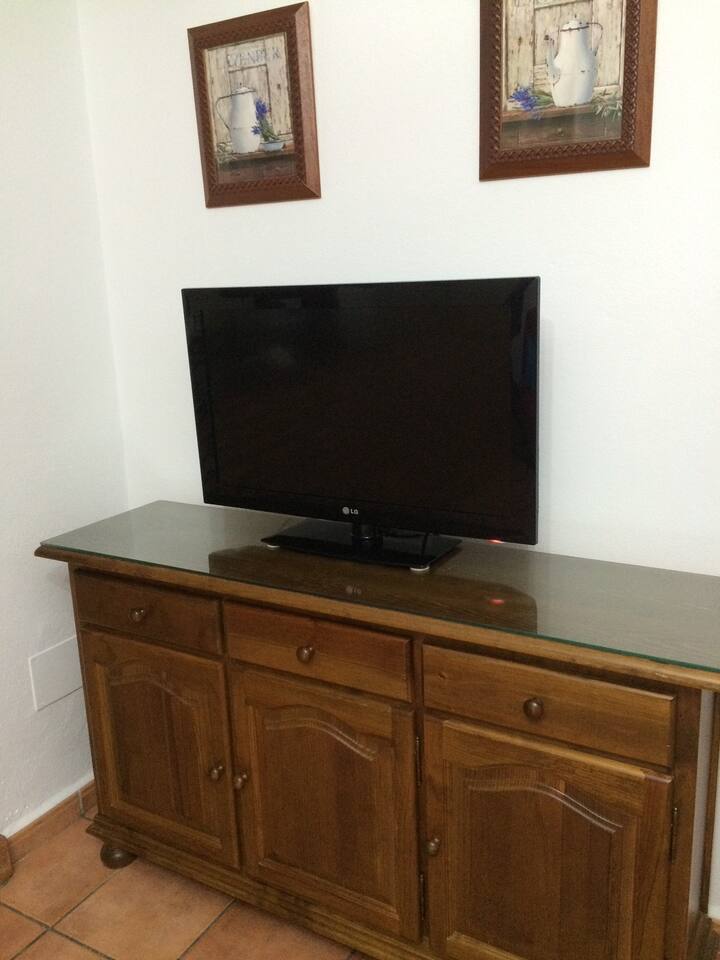 Televízor a BEZPLATNÉ WI-FI