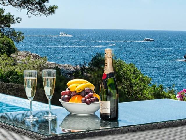 Villa Turquesa – Best Holiday Homes – Mallorca gallery image 5