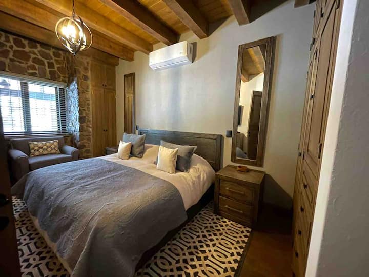 Master Suite 1