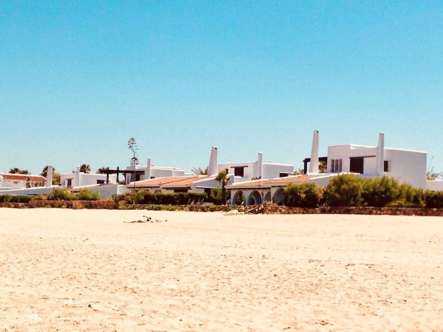 plage vue sur villas
