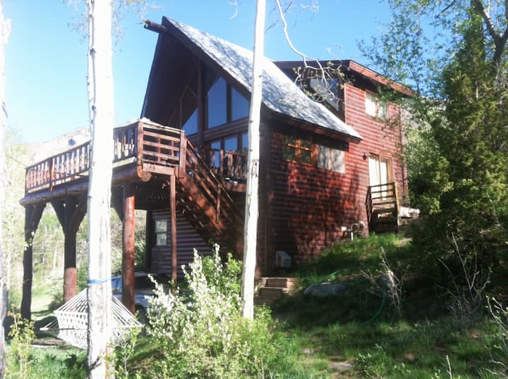 Classic Colorado cabin escape in Marble, Colorado Cabins for Rent in