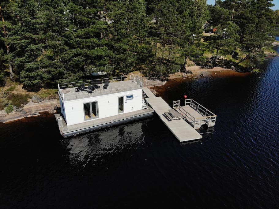 View on the houseboat from above