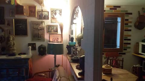 Top Airbnb: Mezzanine Pavilion Near Sea. à Gruissan