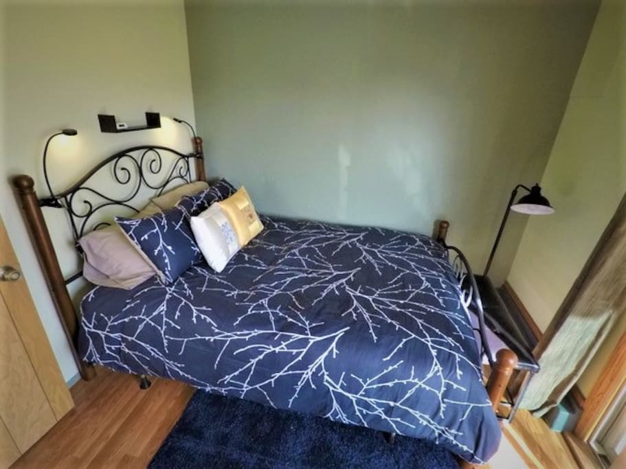 Brand-new, comfy bedding