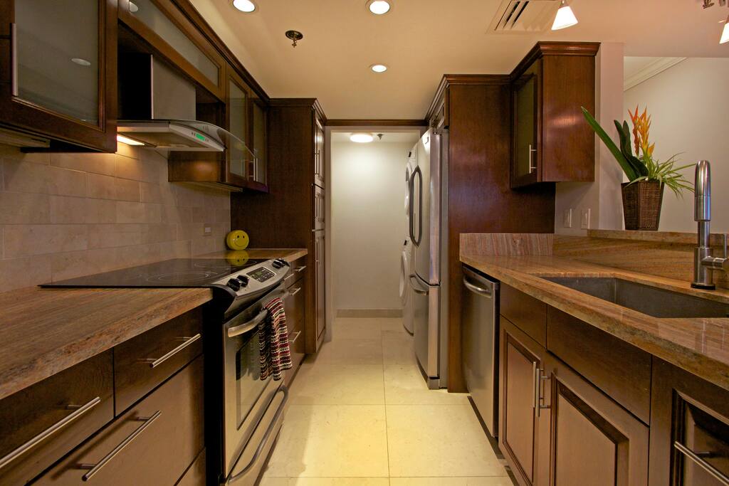 Kitchen. Photo courtesy of Keller Williams Signature, Fransiska Rindorindo.