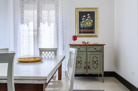 Airbnb con migliori performance: Borgo la Madrice Red Apartment a Castellammare Del Golfo