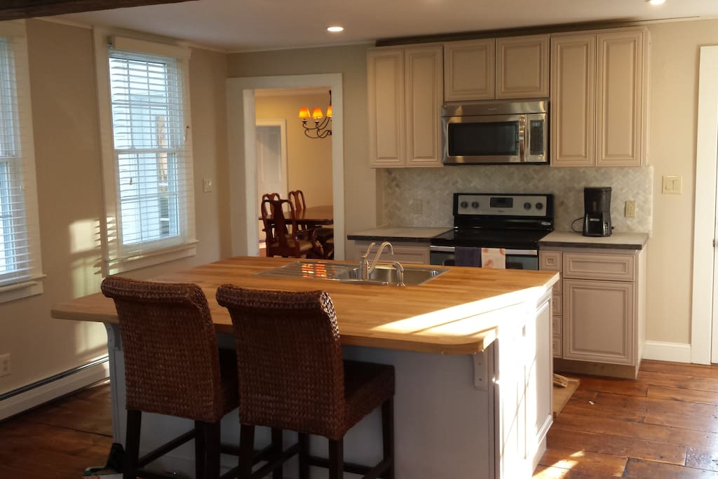 All new cabinets and appliances, 2016.