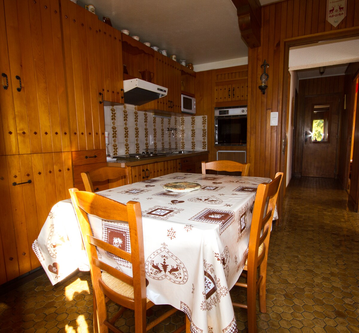 Popular Airbnb listing: Ski-in/out apartment in Notre Dame De Bellecombe
