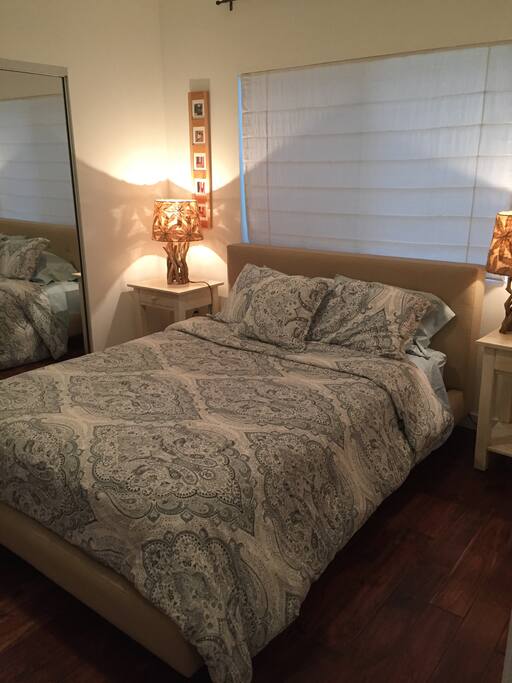 Queen Bedroom