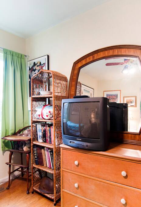 TV with cable tv