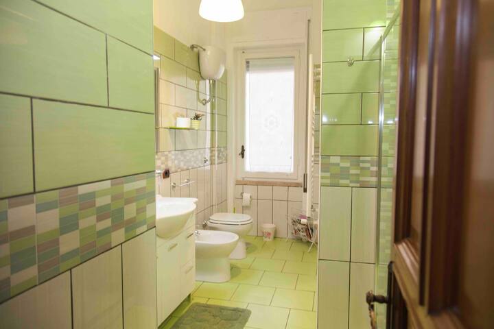 Maman suite, city center. gallery image 4