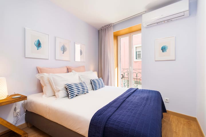 Perfect Cool, Aircon, 2 beds 2 bath Best Location