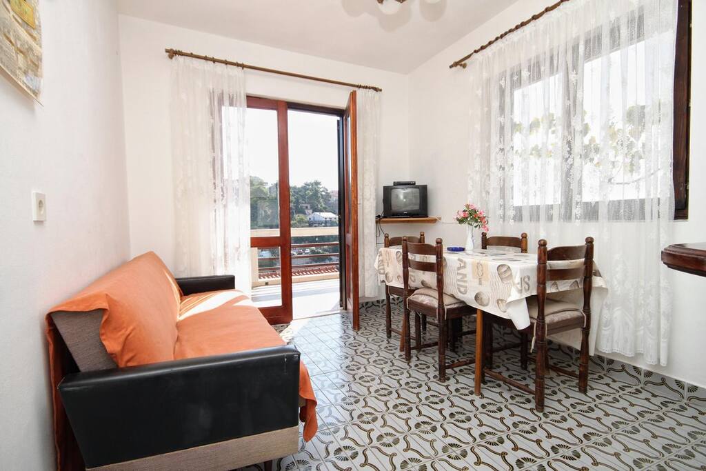 Dining room, Surface: 9 m²
