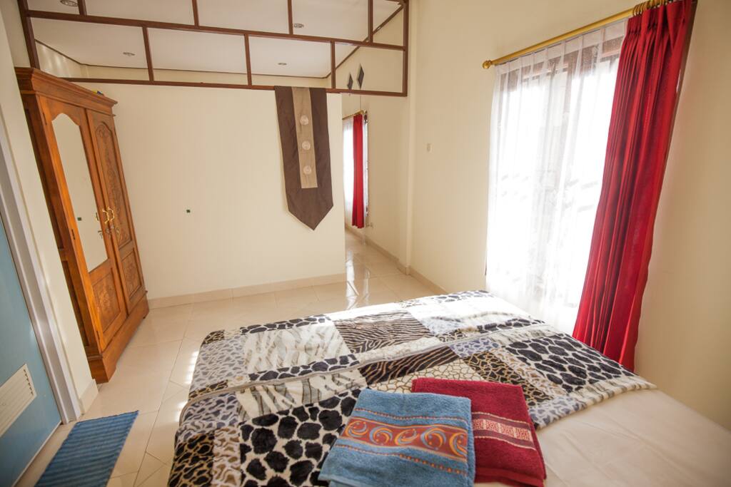Bedroom with new mattress!