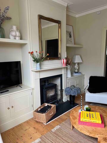 Stylish house in South East London gallery image 3