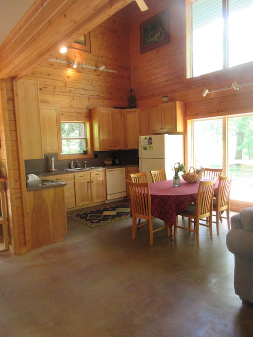 Fully equipped kitchen for some farm-fresh cookin'.