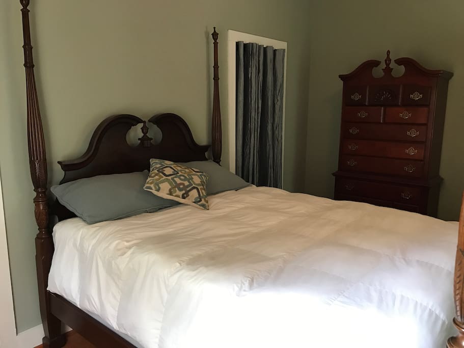 Queen bed
