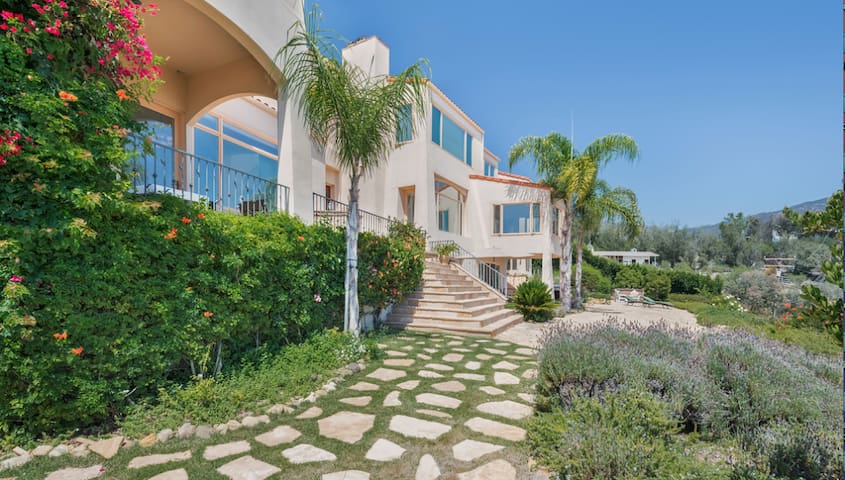 Casa del Mar- Mediterranean-style Malibu Mansion