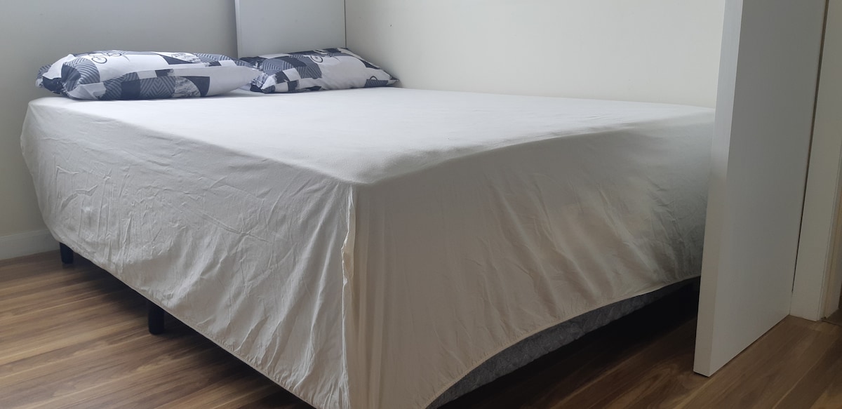 الغرفة 2 بدون مكيف هواء 